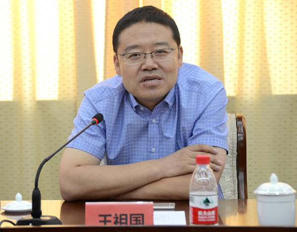 7月16日下午，省律协青工委2017年会暨“栎客•朗朗社”成立会议在西北宾馆召开，省律协王祖国副会长，王力监事受邀出席会议。省律协青工委主任雷声主持会议。