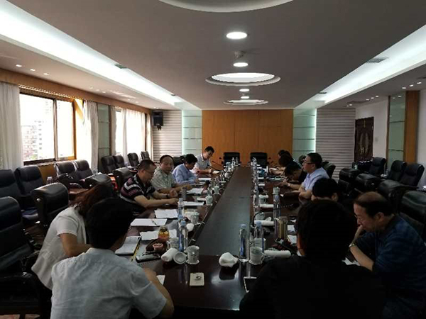 2018年6月6日，省律师协会惩戒委员会第四次全体会议在兰州举行。惩戒委员会主任孙赓主持了会议。