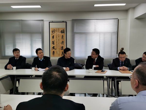 根据中华全国律师协会《申请律师执业人员实习考核规程》和省律协直属分会《申请律师执业人员实习考核规程》实施细则, 12月14日上午，省律协直属分会考核委员会在甘肃金城律师事务所对省属所43名申请律师执业