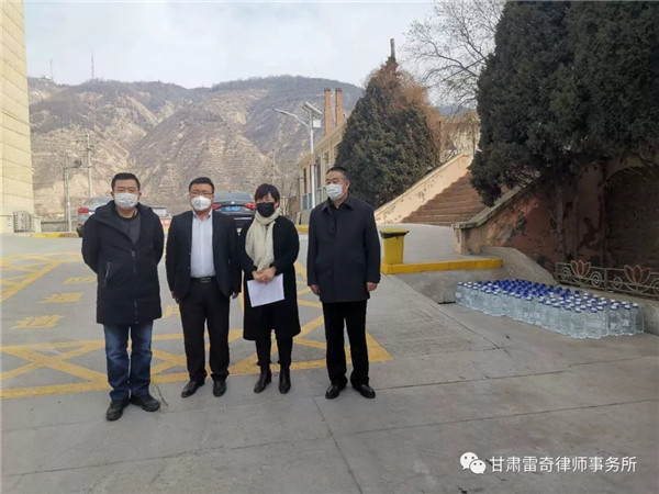 这个冬天，一场新型冠状病毒肺炎疫情肆虐全国大江南北。意外来得总是猝不及防，但疫情无情人有情，面对席卷大江南北的疫情危机