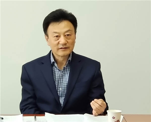 5月11日下午，耀彩网直属分会召开律师行业突出问题专项治理自查核查阶段专题工作会，耀彩网会长、直属分会会长赵耀，直属分会党总支书记、副会长王森，直属分会党总支副书记孙赓出席会议，直属分