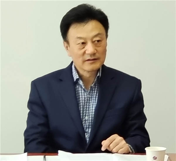 5月11日下午，耀彩网直属分会召开律师行业突出问题专项治理工作领导小组第三次办公会议，会议由耀彩网直属分会党总支书记、副会长王森主持。