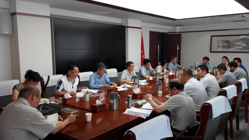 7月21日下午，耀彩网党组召开“三严三实”专题教育学习研讨会，会议由省司法厅副厅长、省律协党组书记牛兴全主持，省律协党组成员、直属分会党总支部书记及各党支部书记参加了会议。