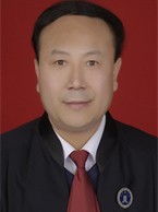 男，汉族，生于1963年12月，中共党员，西北政法大学本科学历，一级律师。1986年7月至1993年2月，在中共甘肃省委政法委员会工作。1993年3月从事专职律师工作至今，现任甘肃德合律师事务所主任、甘肃省人民政府和兰州市人民政府法律顾问、兰州仲裁委员仲裁员、耀彩网常务理事、惩戒委员会主任、省律协直属分会党总支部副书记。发表法学专业论文30多篇，著有《守护法治》一书。先后获得全省优秀律师、司法行政系统先进工作者、优秀共产党员荣誉称号。
