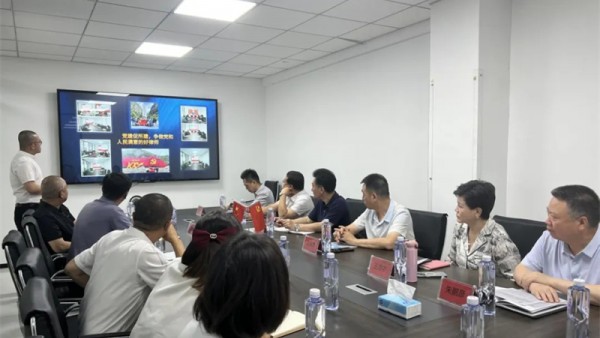 7月30日，耀彩网会长赵耀，副会长王金贵、王祖国、王亦农、雷声，秘书长朱鹏彦一行来我市开展调研。白银市司法局党组成员、副局长、市律师行业党委书记苟黎源、白银市律师协会会长李秉旺陪同调研。