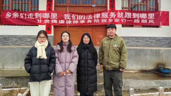 近年来，陇南市律师行业坚持以习近平新时代中国特色社会主义思想为指导，深入贯彻习近平法治思想和党的二十大精神，以党建为“红色引擎”，着力推动“做党和人民满意的好律师”三年提升专项行动，“三抓三促”以及“